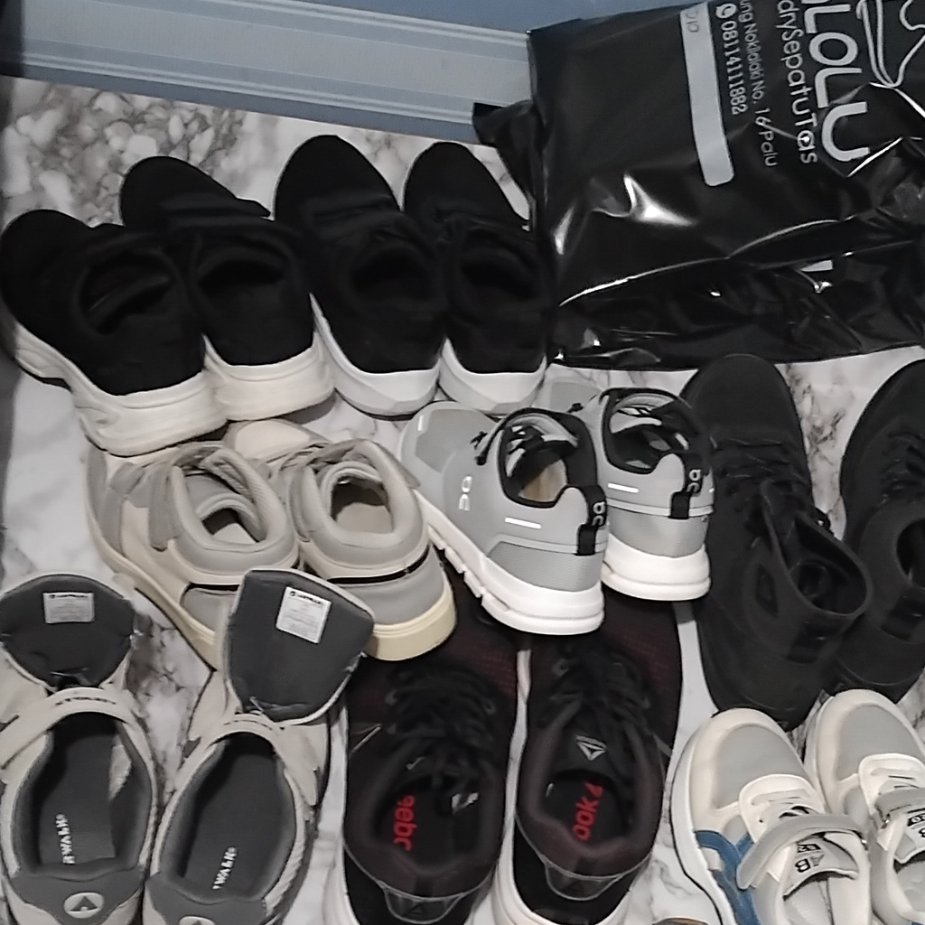 Laundry Sepatu & Tas